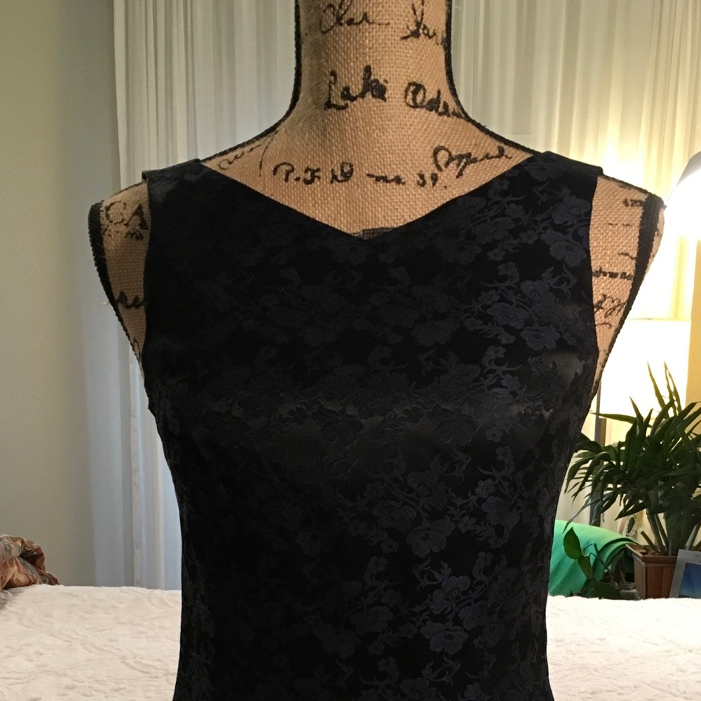 🌗Karen Kane Collection 🌓 - Picture 4 of 8